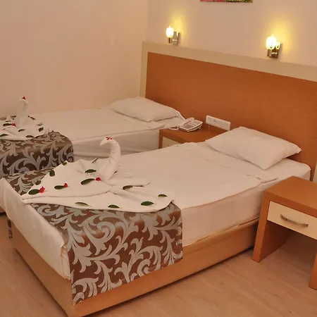 Grand Ati̇lla Hotell 3*