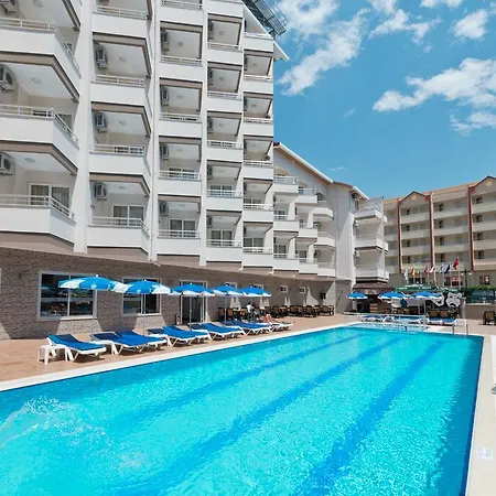 Grand Ati̇lla Hotell