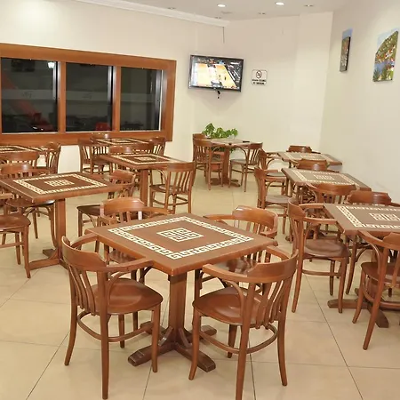 Grand Ati̇lla Hotell
